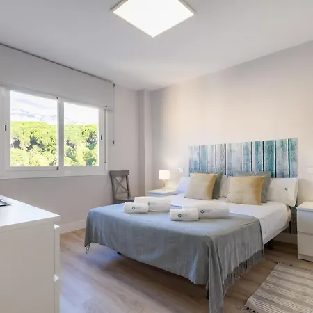 Banus - Center - Spacious & Bright - 3br - 2ba - Views - Excellent Location - Heart Of Center - Walk Everywhere - Ideal For Families
