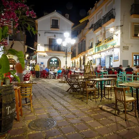 Banus - Center - Spacious & Bright - 3br - 2ba - Views - Excellent Location - Heart Of Center - Walk Everywhere - Ideal For Families *