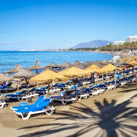 Banus - Center - Spacious & Bright - 3br - 2ba - Views - Excellent Location - Heart Of Center - Walk Everywhere - Ideal For Families *