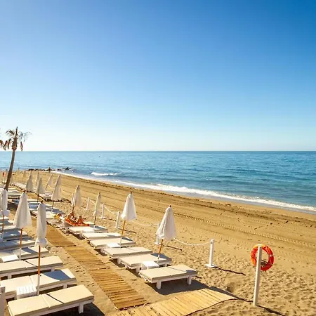 Banus - Center - Spacious & Bright - 3br - 2ba - Views - Excellent Location - Heart Of Center - Walk Everywhere - Ideal For Families *